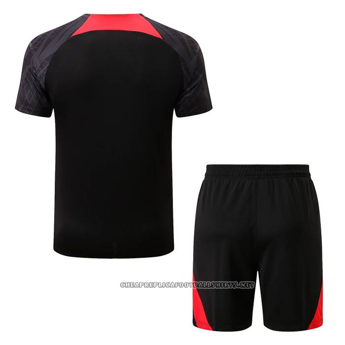 Tracksuit Liverpool 2022-2023 Short Sleeve Black - Shorts